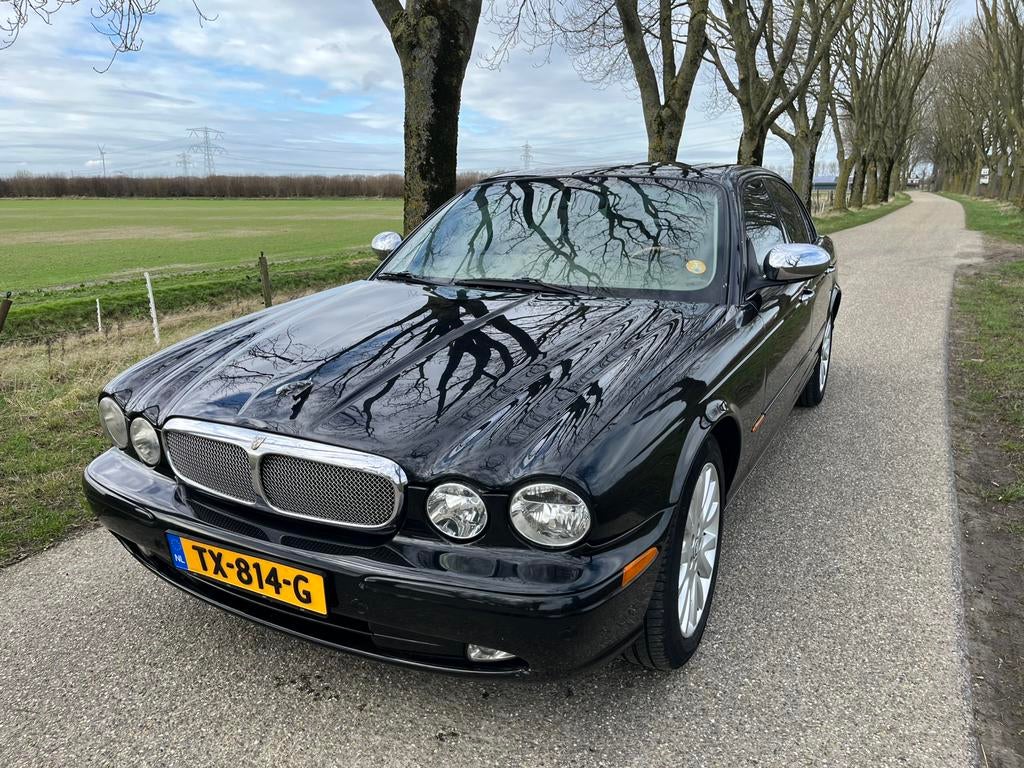 Jaguar XJ 3.0 Sport 2003 (XJ6) Zwart, Auto's, Jaguar, 238 pk, Achterwielaandrijving, Beige, Zwart
