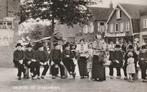 spakenburg klederdracht   groeten uit   esso, Verzamelen, Verzenden, 1940 tot 1960, Gelopen, Utrecht