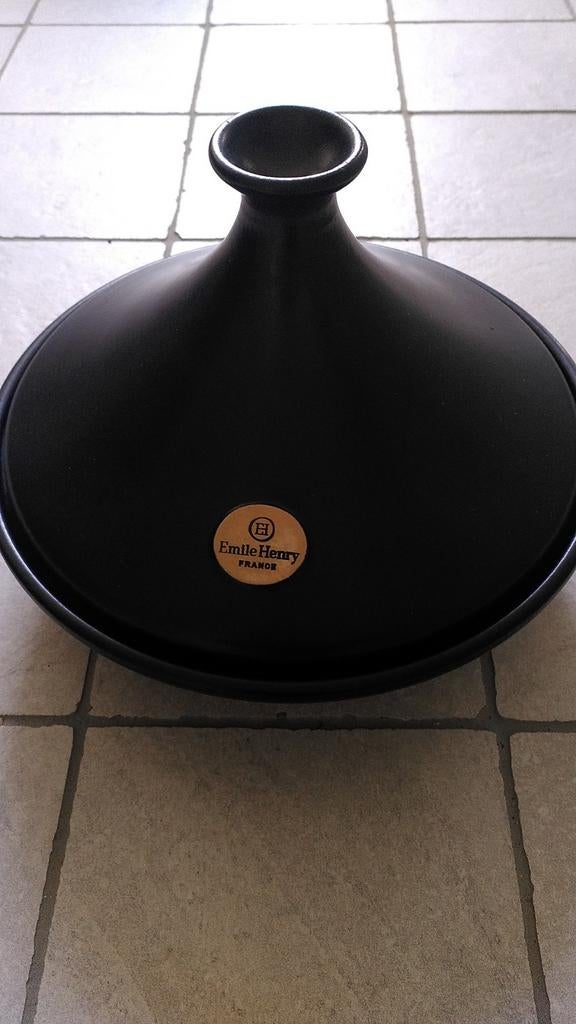 Zwarte tajine van Emile Henry., Ophalen, Overige materialen, Gebruikt, Keramische plaat