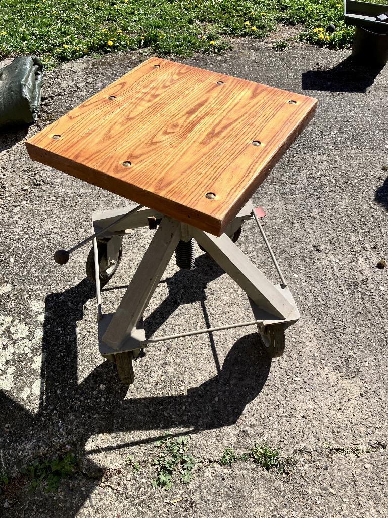 industriele tafel / beeldhouw bok, Huis en Inrichting, Tafels | Eettafels, Gebruikt, 50 tot 100 cm, 50 tot 100 cm, Vierkant, Ophalen