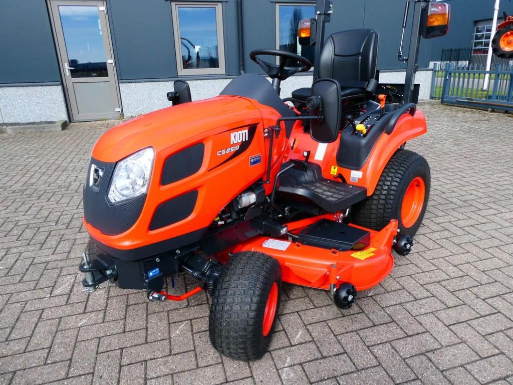 KIOTI CS2510 4wd HST / 0001 Draaiuren / Middenmaaidek, Zakelijke goederen, Overige merken, Gebruikt, De Maalstroom 3
8255 RN  Swifterbant