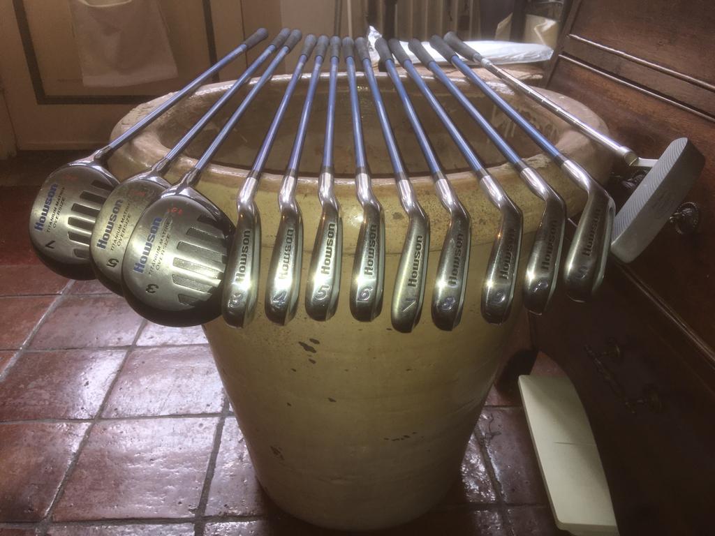 Complete golf club set van Howson., Sport en Fitness, Golf, Ophalen, Zo goed als nieuw, Set