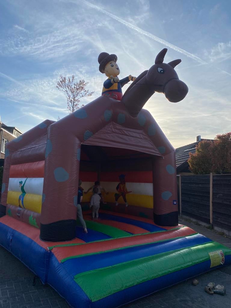 Springkussen te koop thema paard inclusief blower, Ophalen, Zo goed als nieuw, Overige