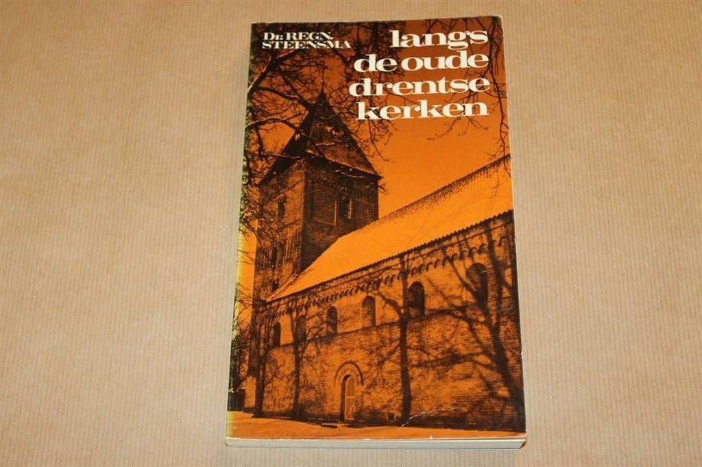 Langs de oude Drentse kerken., Boeken, Geschiedenis | Stad en Regio, Ophalen of Verzenden, Gelezen