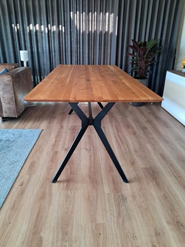 Prachtige Bodilson eettafel van massief eikenhout, Huis en Inrichting, Tafels | Eettafels, Zo goed als nieuw, 50 tot 100 cm, 200 cm of meer
