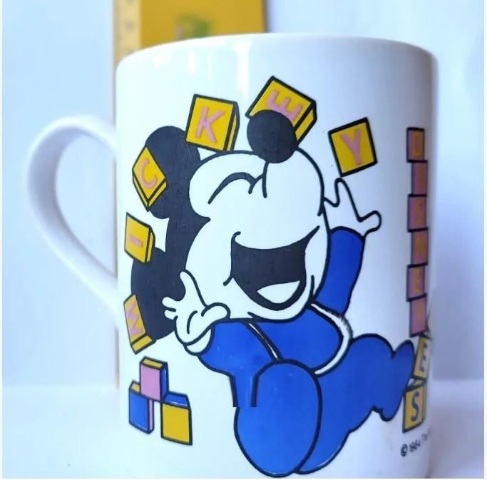 Baby Mickey Mouse mok Disney Kopje minnie mouse en nog Kop, Ophalen of Verzenden, Overige figuren, Zo goed als nieuw, Overige typen
