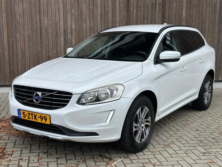 Volvo XC60 2.0 D4 FWD Momentum, Auto's, Volvo, Bedrijf, Te koop, XC60, ABS, Adaptive Cruise Control, Airbags, Airconditioning