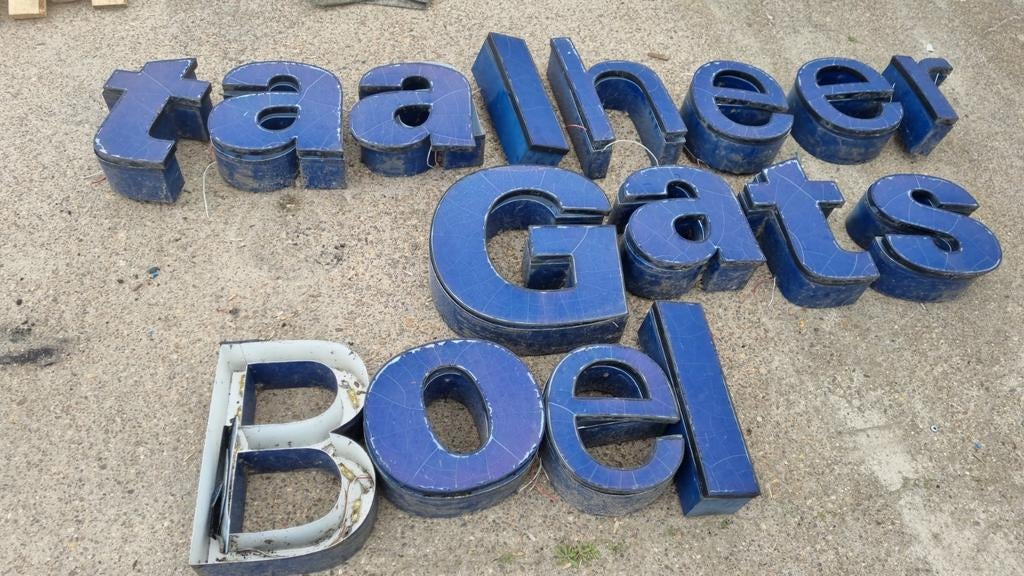 Vintage lichtletters Mancave decoratie, Ophalen, Gebruikt, Lichtbak of (neon) lamp