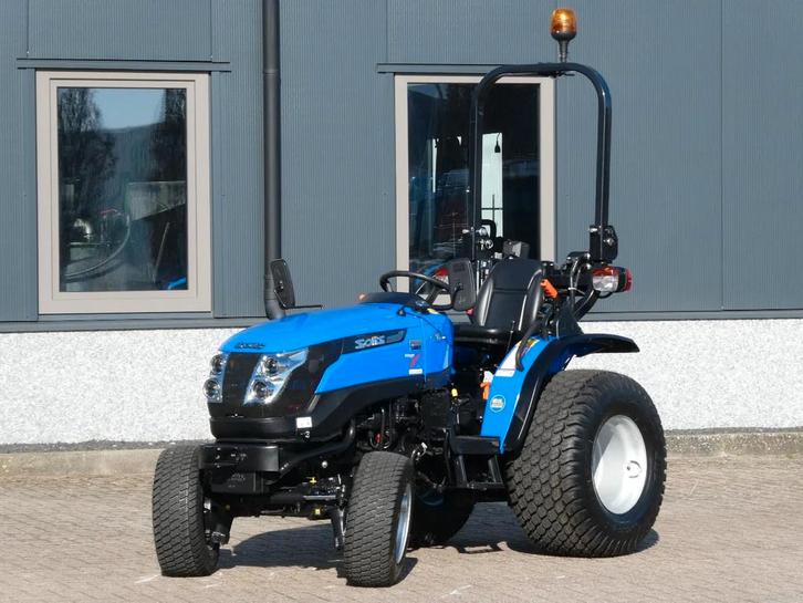 Solis 26 4wd / 0002 Draaiuren / Brede Gazonbanden, Zakelijke goederen, Agrarisch | Tractoren, Overige merken, Gebruikt