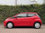 Toyota AYGO AUTOMAAT 1.0 VVT-i x-play (bj 2016), Auto's, Toyota, Automaat, Elektrische ramen, Gebruikt, Euro 6