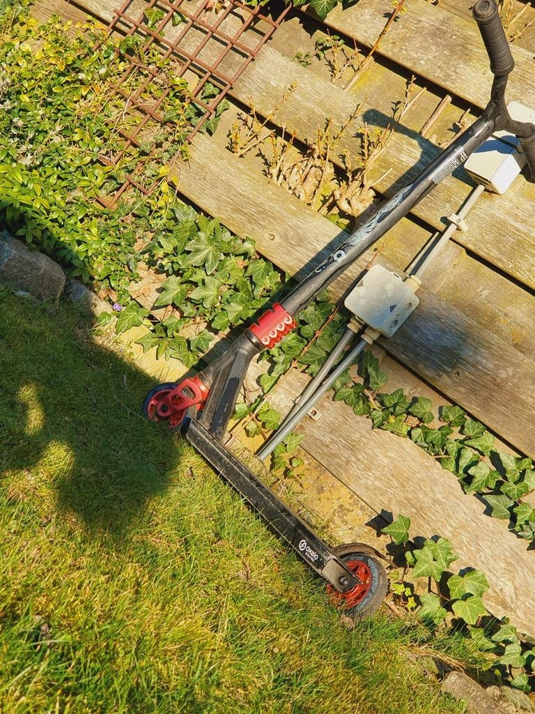 step Oxelo 'Till Death', Fietsen en Brommers, Steps, Ophalen of Verzenden, Gebruikt, Gewone step, Oxelo