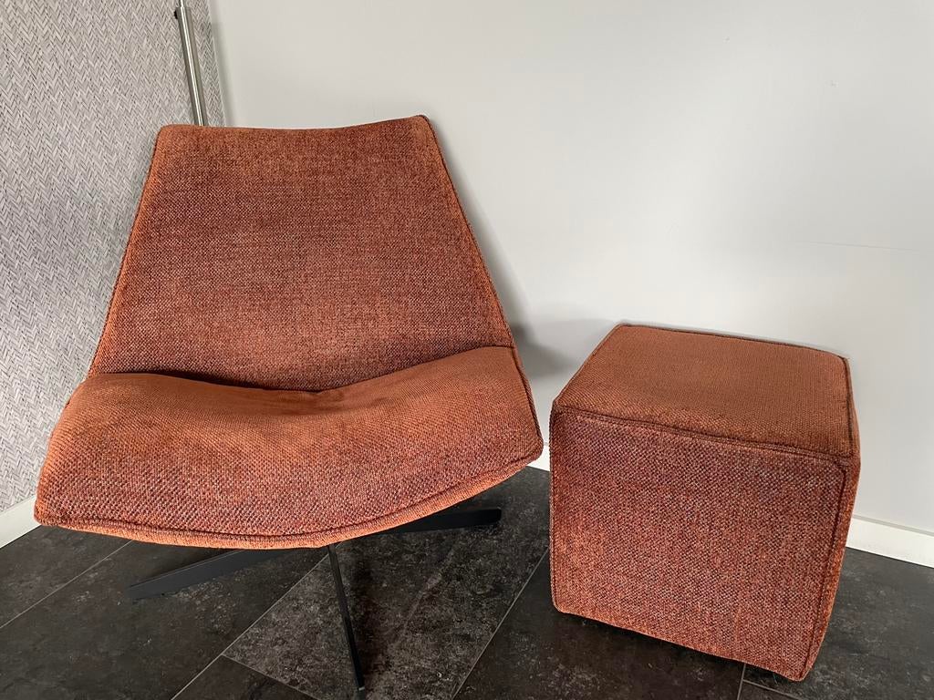 Draaifauteuil met hocker, Huis en Inrichting, Fauteuils, Zo goed als nieuw, Stof, 75 tot 100 cm, 75 tot 100 cm, Ophalen