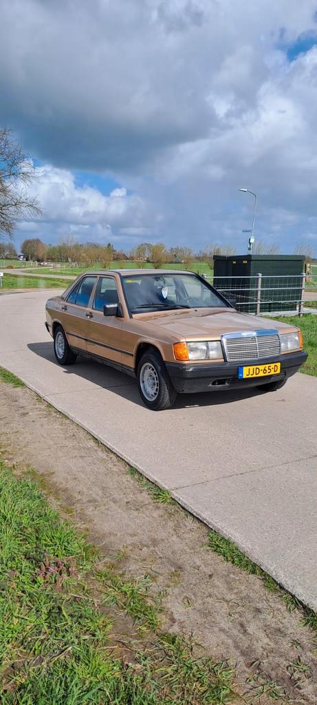 Mercedes-Benz W201 190D - Belastingvrij, Auto's, Mercedes-Benz, Particulier, Overige modellen, Diesel, Sedan, Handgeschakeld, Geïmporteerd
