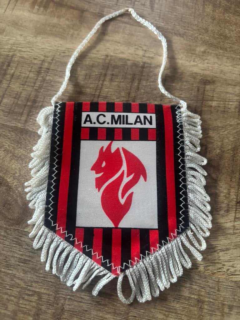 AC Milan vaantje, Ophalen of Verzenden, Buitenlandse clubs, Vaantje of Sjaal