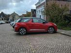 DS 3 1.2 Puretech So Chic 2018 rood/zwart dak 66.000km, Auto's, Voorwielaandrijving, Stof, 1199 cc, 82 pk