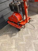 Trilplaat revo 2500 met wielstel., Ophalen