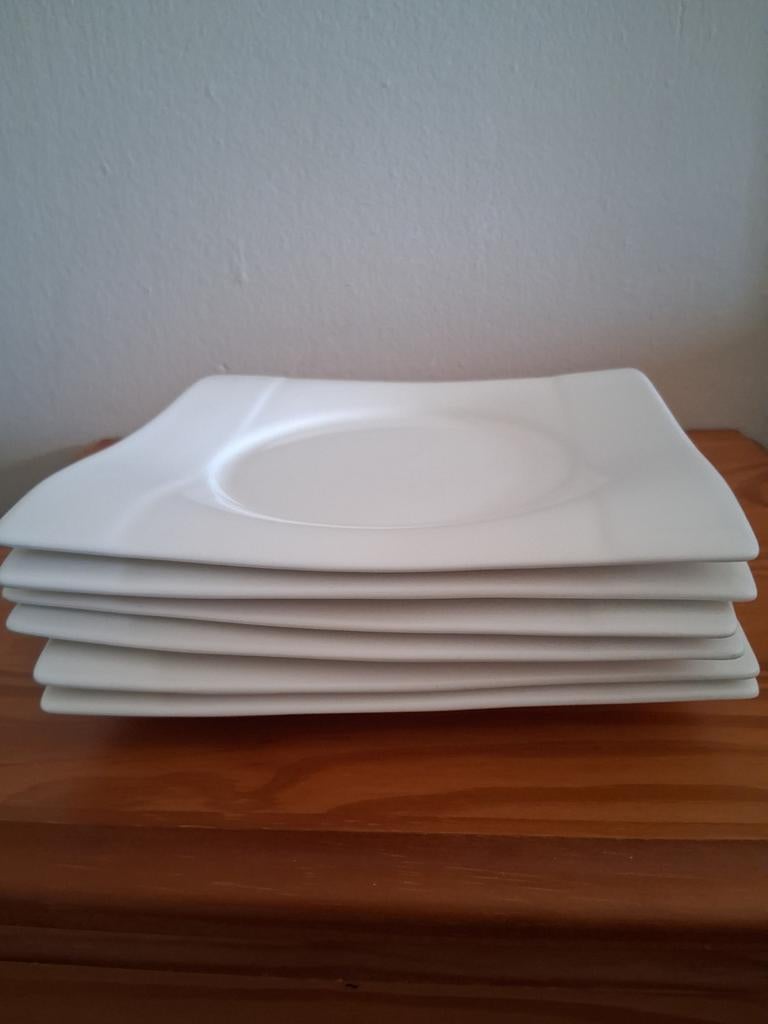 Servies, Huis en Inrichting, Keuken | Servies, Ophalen, Gebruikt, Effen, Bord(en)