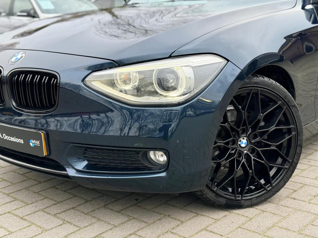 BMW 1-serie 116i Business Urban|Carplay|18 inch M|Navigatie|, Auto's, 1-Serie, Euro 5, Gebruikt, 4 cilinders