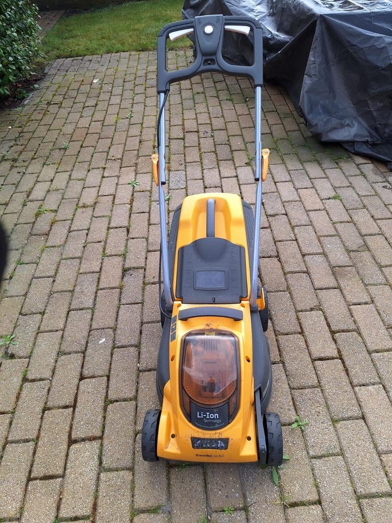 Accu-grasmaaier Stiga Combi 36 AE, Tuin en Terras, Grasmaaiers, Ophalen, Gebruikt, Stiga, Accu-grasmaaier