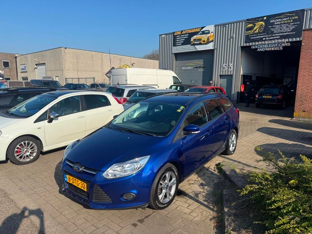 Ford Focus Wagon 1.0 EcoBoost Edition Motor Revisie Nieuwe A, Auto's, Ford, Euro 5, Gebruikt, Blauw, Origineel Nederlands