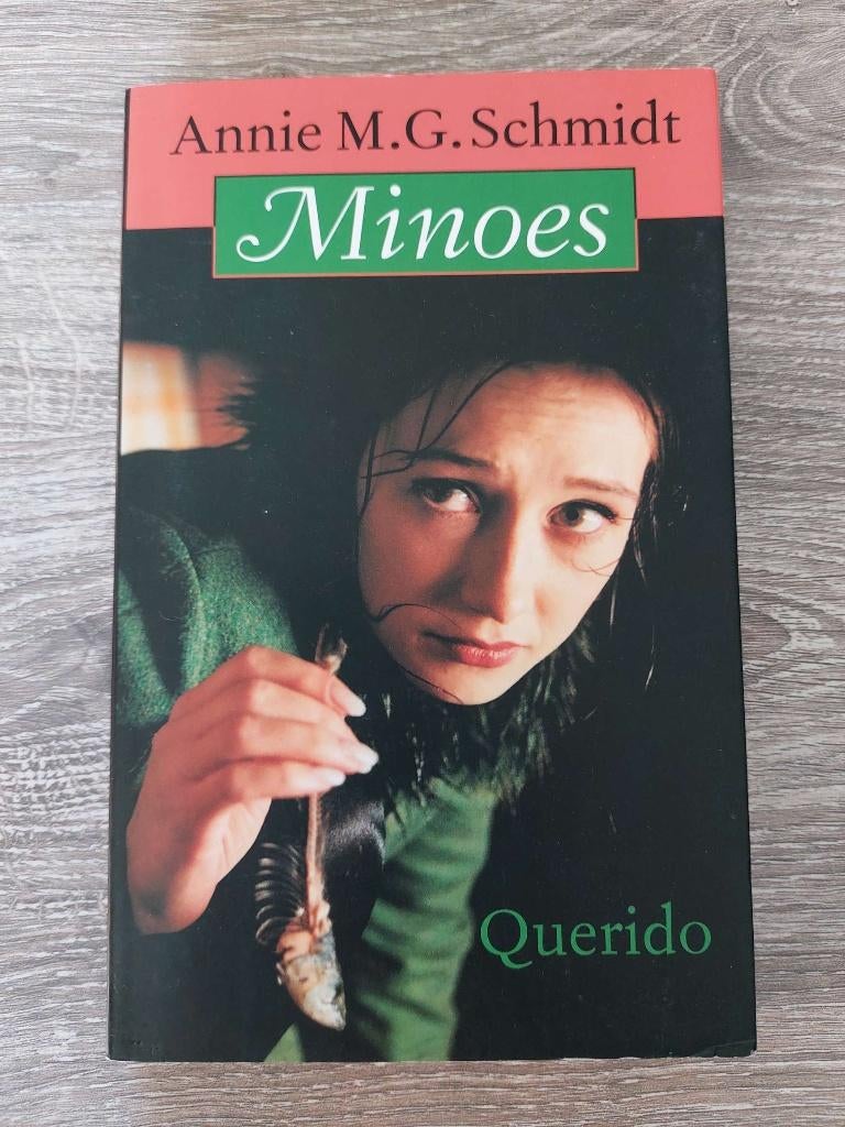 Annie M.G. Schmidt - Minoes, Boeken, Ophalen of Verzenden, Zo goed als nieuw, Annie M.G. Schmidt, Fictie algemeen