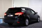 Ford FOCUS Wagon 1.0 EcoBoost Titanium AUT NAV BT STOELVW PD, Stof, Gebruikt, Zwart, Lichtsensor