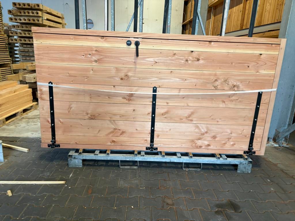 2x Douglas Deur met Kozijn, Scharnieren, Klink & Slot, Doe-het-zelf en Verbouw, Deuren en Horren, Ophalen, Nieuw, Buitendeur, Hout