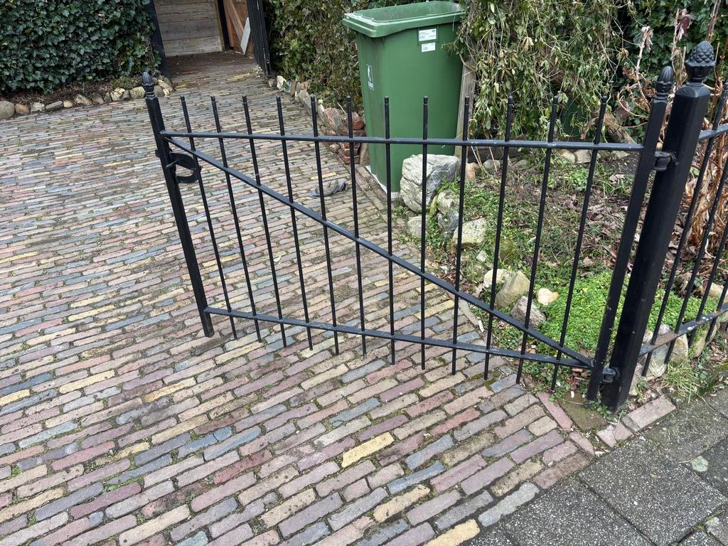 Smeedijzeren Poort, Ophalen, Gebruikt, IJzer, Tuinhek