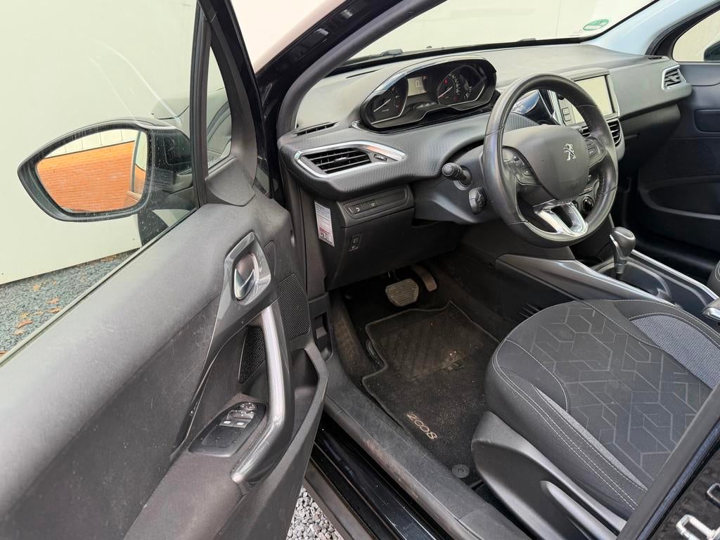 Peugeot 2008 1.2 PureTech Blue Lion | 2018 | Automaat | Nieu, Auto's, Parkeersensor, Stof, 1199 cc, Met garantie (alle)