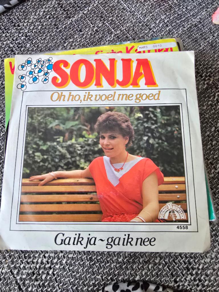 sonja, Cd's en Dvd's, Vinyl | Nederlandstalig, Verzenden, Gebruikt, Overige formaten, Levenslied of Smartlap