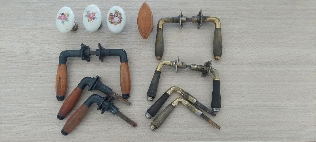 Diverse Oude deurklinken, knoppen en deurgrepen, Ophalen of Verzenden, Gebruikt, Overige materialen, Overige typen