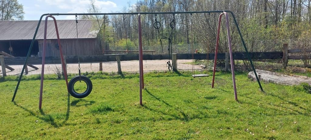 Speeltoestel schommel rekstok ringen schommelband, Ophalen, Schommel