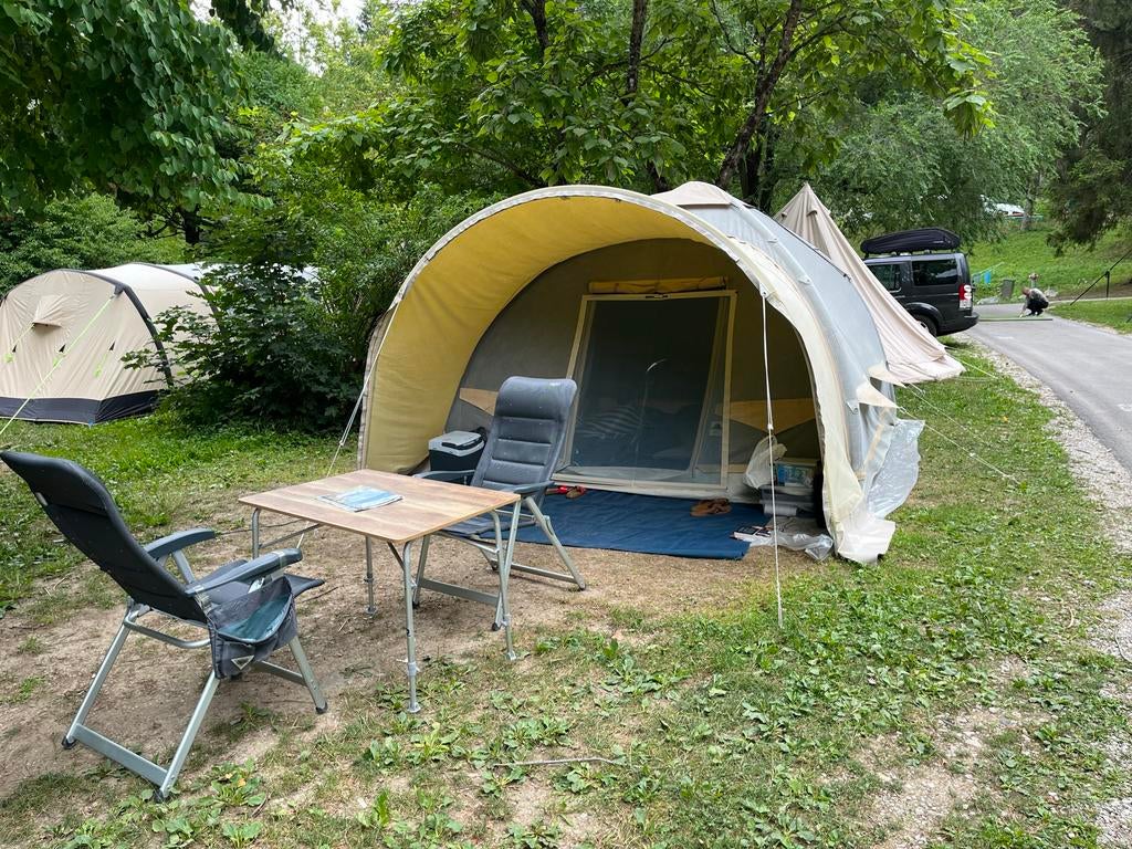 Karsten tent 3.50x3.50 incl. pomp, hordeur, opbergdriehoek, Ophalen of Verzenden, Gebruikt, Tot en met 4