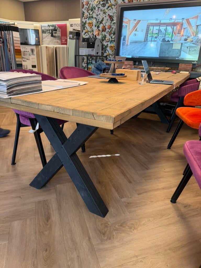 Tafel 300cm OPHEFFINGSUITVERKOOP, Huis en Inrichting, Tafels | Eettafels, Ophalen, 200 cm of meer, 50 tot 100 cm, Zo goed als nieuw