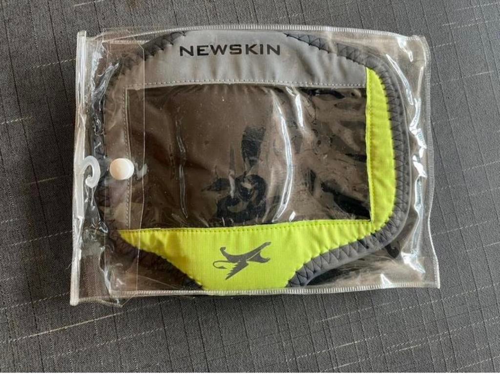 Newskin /slazenger sportswear sport armband Nieuw, Ophalen of Verzenden, Nieuw