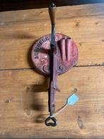 Antieke Aubiwerk handmolen - Vintage keuken werktuig, Ophalen of Verzenden