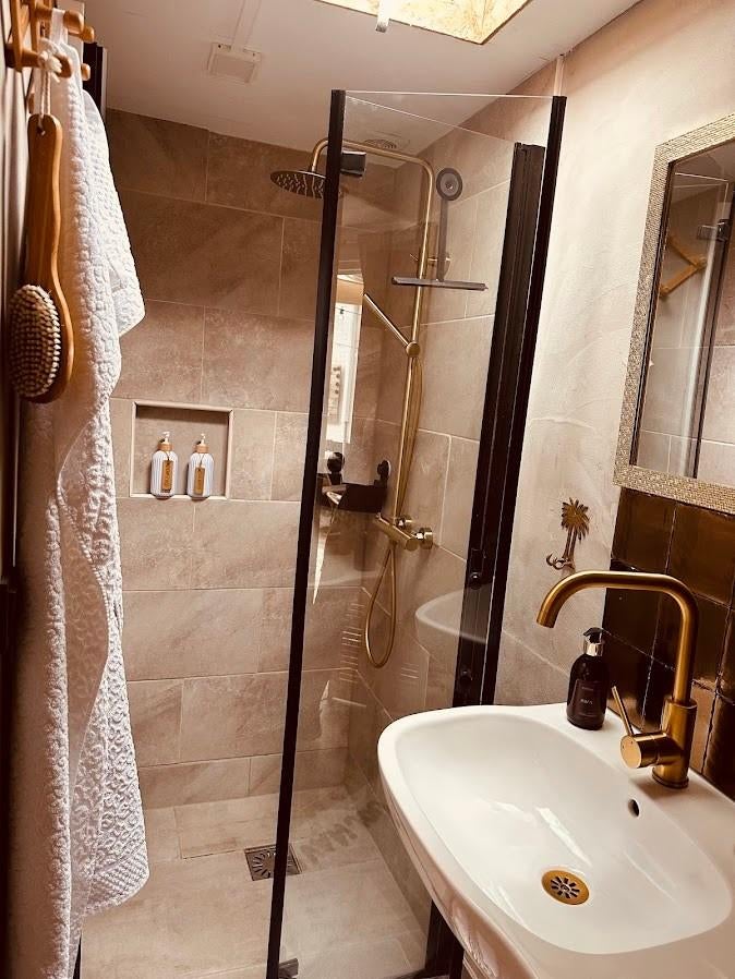 Trendy Douchedeur Nisdeur deur  90 x 195 vouwdeur, Ophalen, Zo goed als nieuw, Glas, Douche