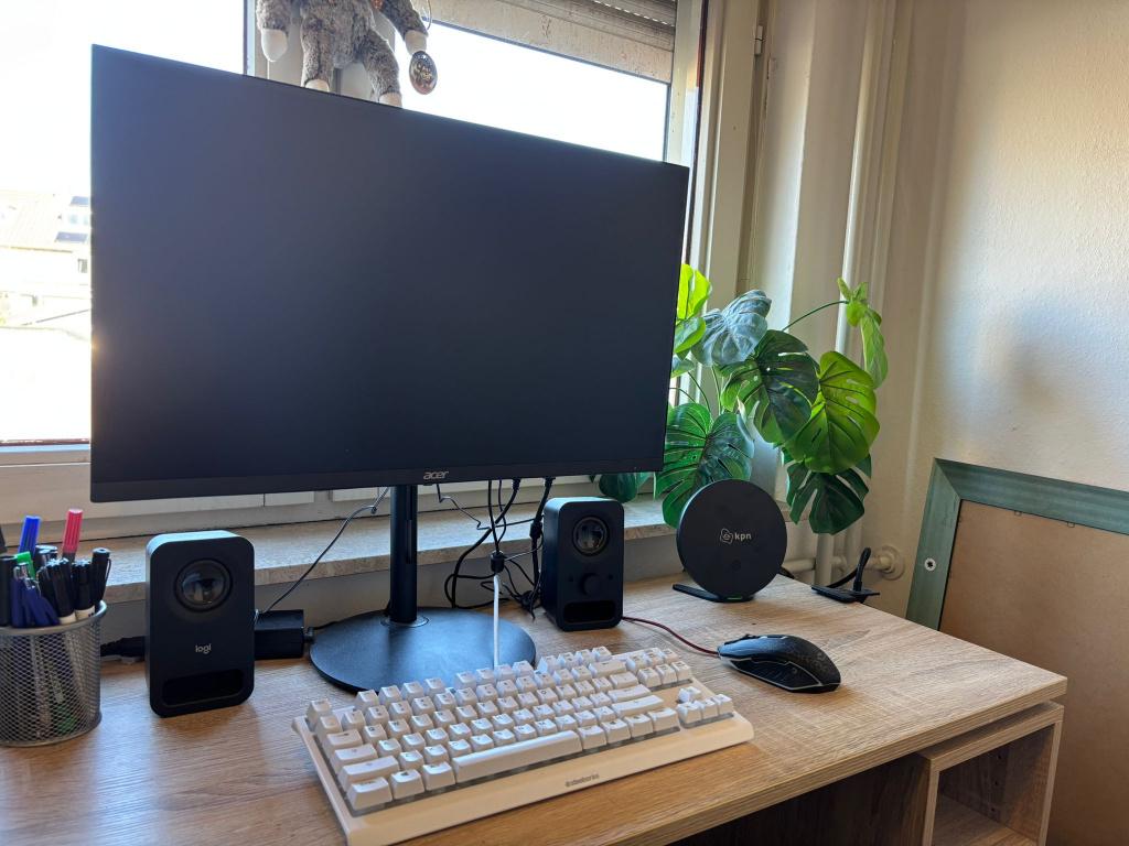 Gaming PC met peripherals(GTX 1650 / i5-9400F) aangeboden, Met monitor, Gebruikt, Medion Erazer, 8 GB