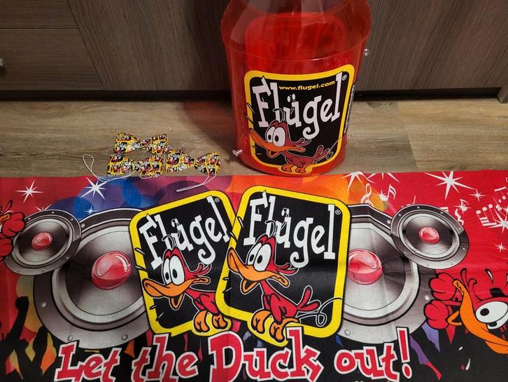 Gratis  Fireman kleed bij aankoop van de flugel spullen, Diversen, Rommelmarktspullen, Nieuw, Verzenden