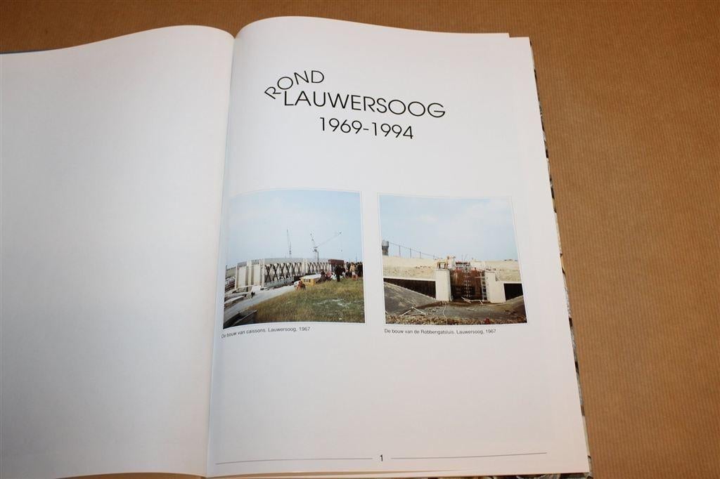 Rond Lauwersoog — Fotoboek 1969-1994, Ophalen of Verzenden, Zo goed als nieuw