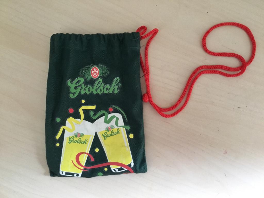 Grolsch zakje met trekkoord - groen met bierglazen, Ophalen of Verzenden, Gebruikt, Verpakking