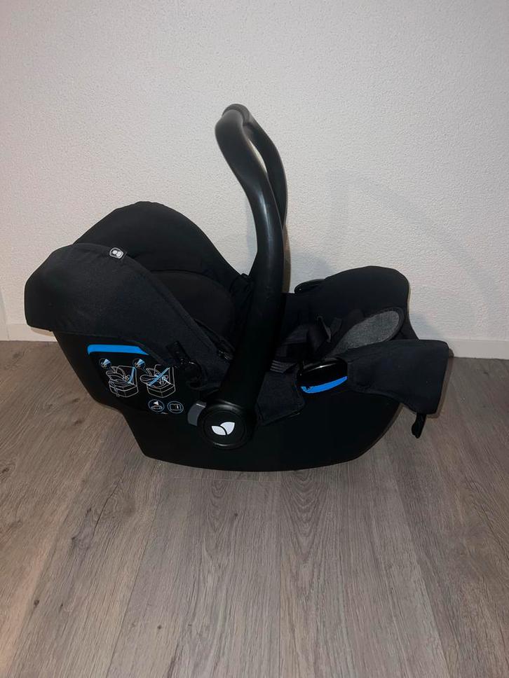 Joïe Maxi Cosi - Inclusief babyzitje, Kinderen en Baby's, Autostoeltjes, Gebruikt, Overige merken, 0 t/m 13 kg, Autogordel, Ophalen of Verzenden