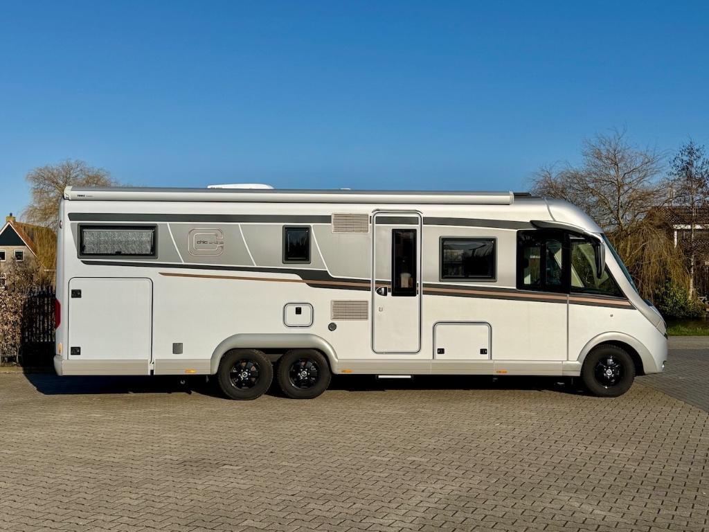 Carthago Chic C-line 5.9 XL LE | Mercedes | Bomvol | 5 zitpl, Achteruitrijcamera, Luifel, Aulendorf, Vloeistofverwarming