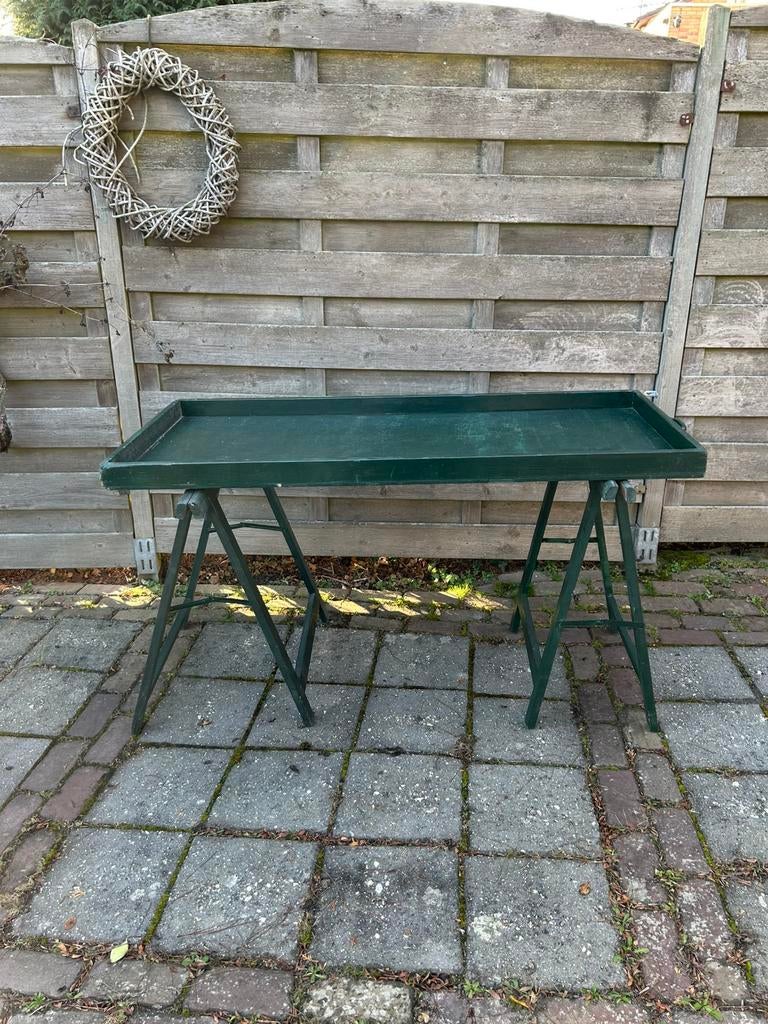 UITSTALTAFEL INCLUSIEF 2 SCHRAGEN, Diversen, Ophalen, Zo goed als nieuw
