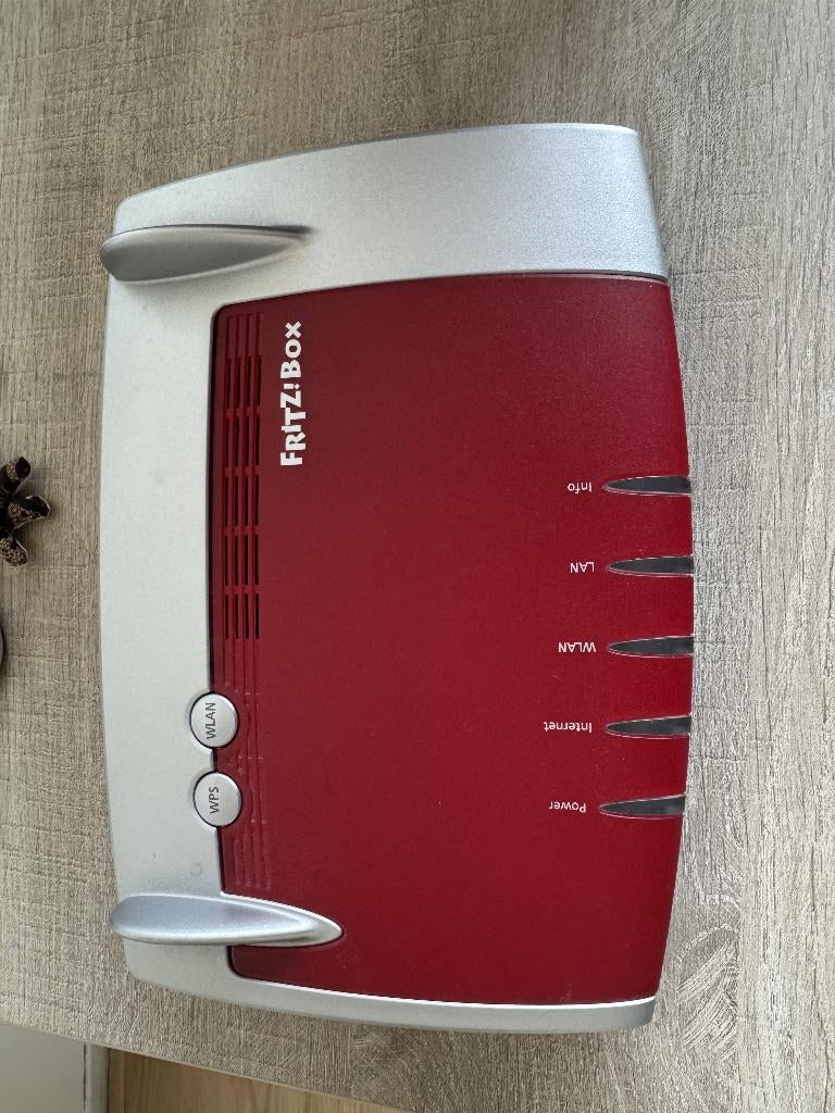 Fritzbox 4040 - 1 jaar gebruikt, Ophalen, Zo goed als nieuw, Router, FritzBox