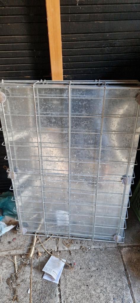 Bench voor middelgrote hond, Dieren en Toebehoren, Hondenbenches, Ophalen