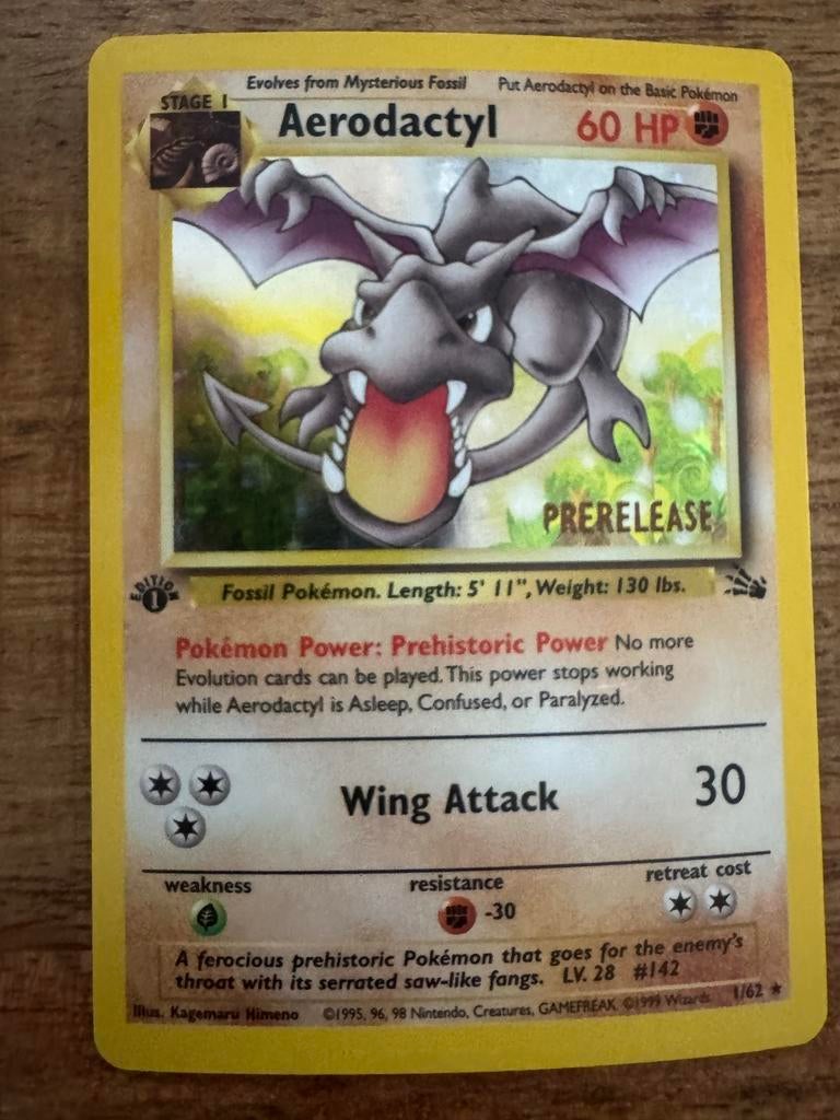 Aerodactyl Prerelease Pokémon kaart (Engels), Ophalen of Verzenden, Gebruikt, Losse kaart