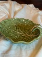 Bordallo Pinheiro schaal in blad design, Ophalen of Verzenden