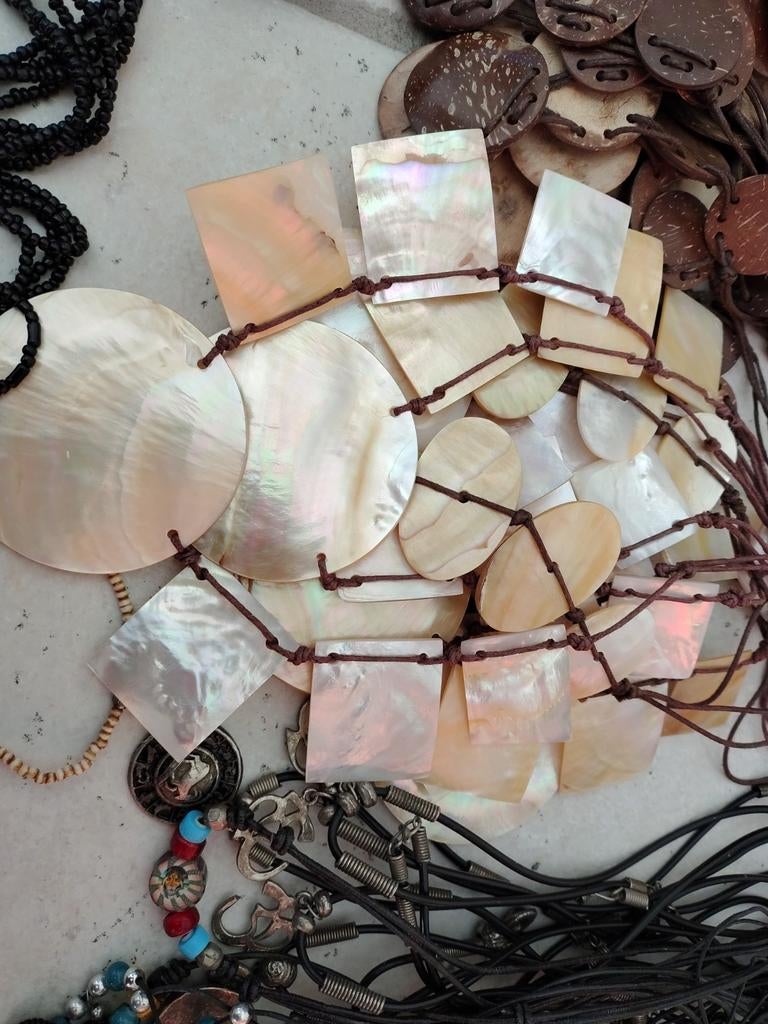 Indonesische sieraden (kettingen, armbanden, ringen), Ophalen of Verzenden, Nieuw, Overige kleuren, Overige materialen