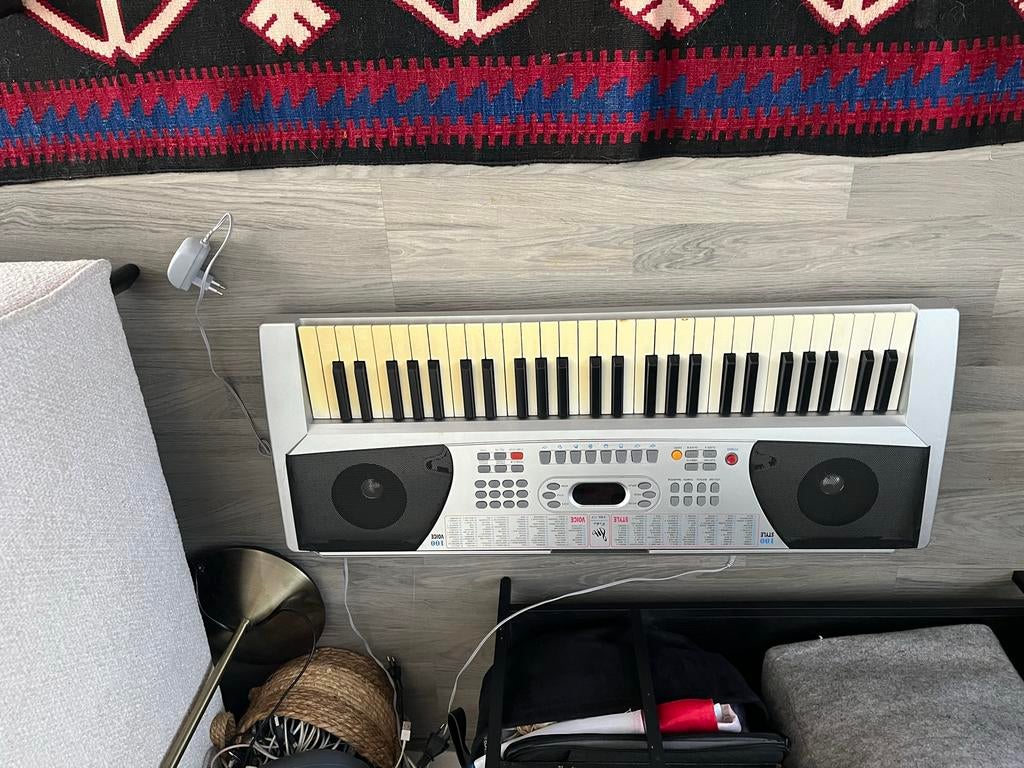 Casio CTK-3200 keyboard met 61 toetsen, Casio, Ophalen of Verzenden, Aanslaggevoelig, 61 toetsen